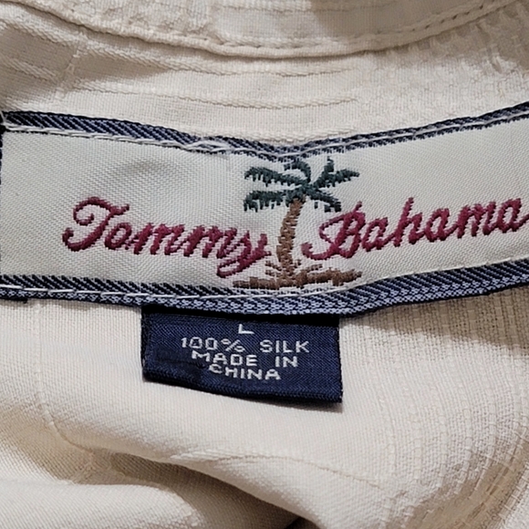 Tommy Bahama 100% Silk Hi-Note Cafe Shirt - Picture 12 of 14
